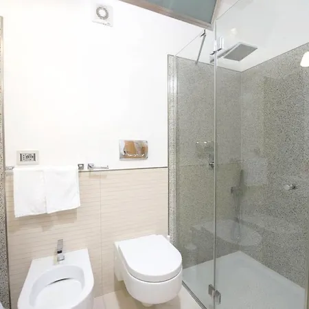 Comfortable Near Beaches 50 M² + Balcony