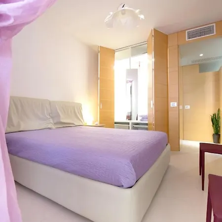 Apartment Comfortable Near Beaches 50 M² + Balcony *