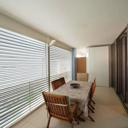 Comfortable Near Beaches 50 M² + Balcony * Gallipoli